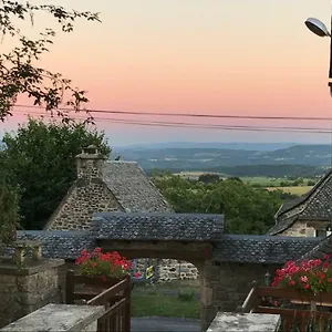 Lo Soulenquo à Fonteilles Couette-café Golinhac